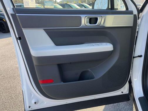 2025 Hyundai SANTA FE SE