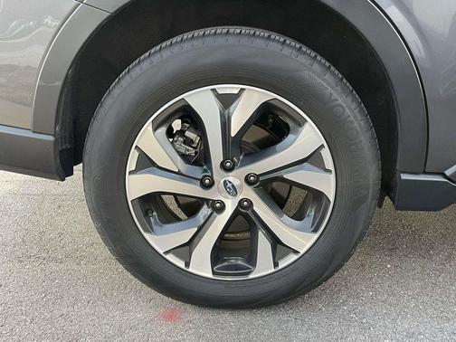 2022 Subaru Outback Touring XT