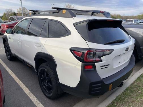 Crystal White Pearl 2023 Subaru Outback Wilderness