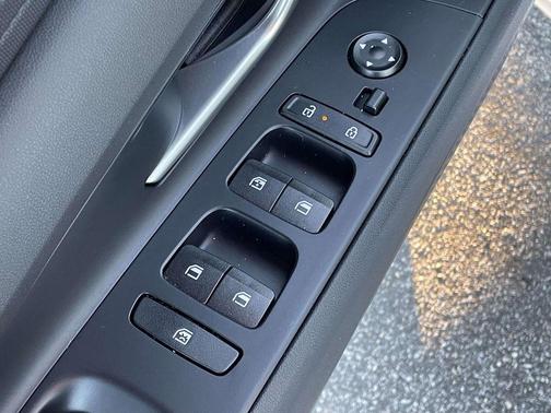 2025 Hyundai ELANTRA HEV Blue