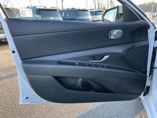 2025 Hyundai ELANTRA HEV Blue