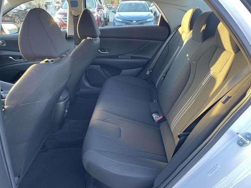 2025 Hyundai ELANTRA HEV Blue