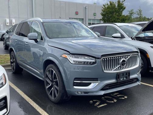 Thunder Gray Metallic 2023 Volvo XC90 B6 Plus 7-Seater