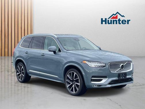 Thunder Gray Metallic 2023 Volvo XC90 B6 Plus 7-Seater