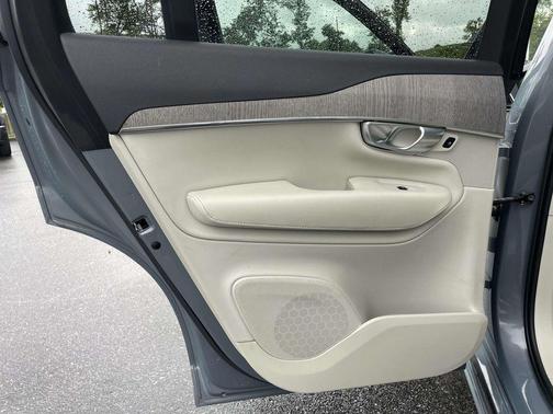 Thunder Gray Metallic 2023 Volvo XC90 B6 Plus 7-Seater