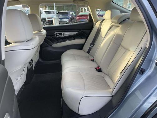 Hagane Blue 2017 INFINITI Q70L 3.7