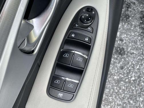 Hagane Blue 2017 INFINITI Q70L 3.7