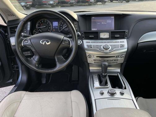 Hagane Blue 2017 INFINITI Q70L 3.7