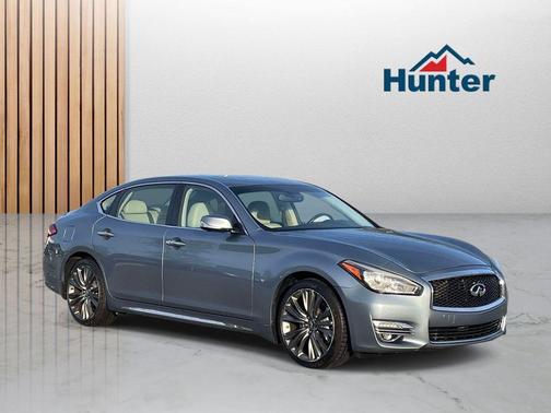 Hagane Blue 2017 INFINITI Q70L 3.7