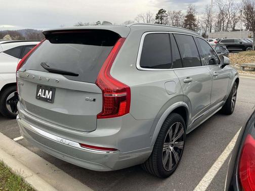 2025 Volvo XC90 B6 Ultra