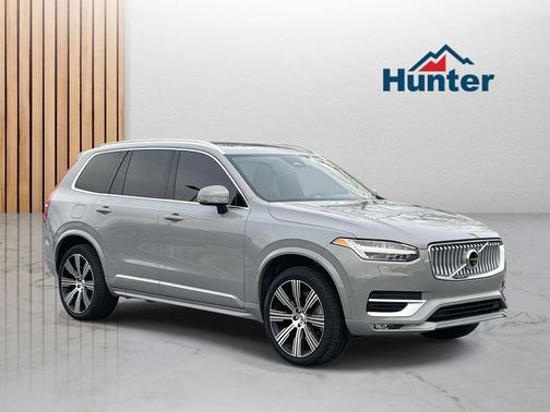 2025 Volvo XC90 B6 Ultra