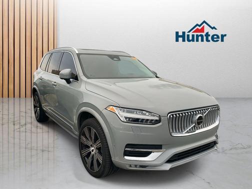 2025 Volvo XC90 B6 Ultra
