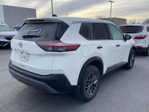 2022 Nissan Rogue S