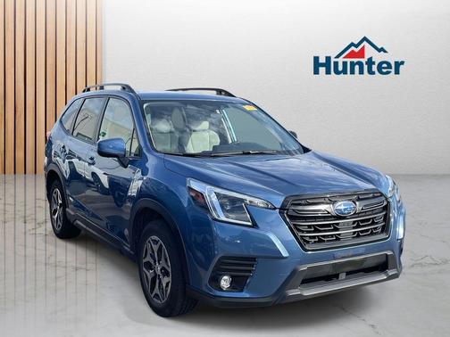 2024 Subaru Forester Premium