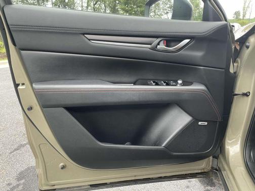 2024 Mazda CX-5 Carbon Edition