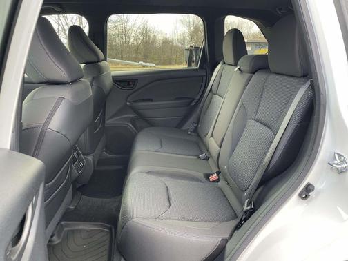 Crystal White Pearl 2026 Subaru Forester Premium