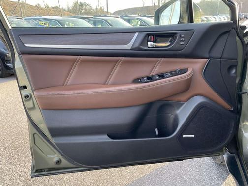 2018 Subaru Outback 2.5i Touring