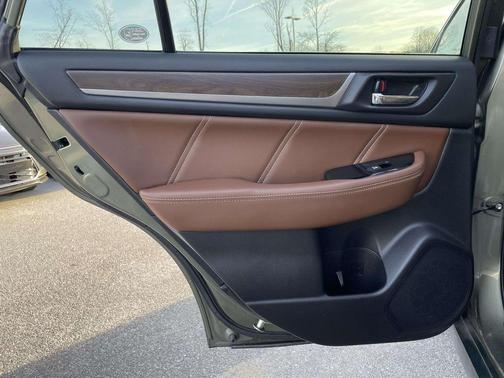 2018 Subaru Outback 2.5i Touring