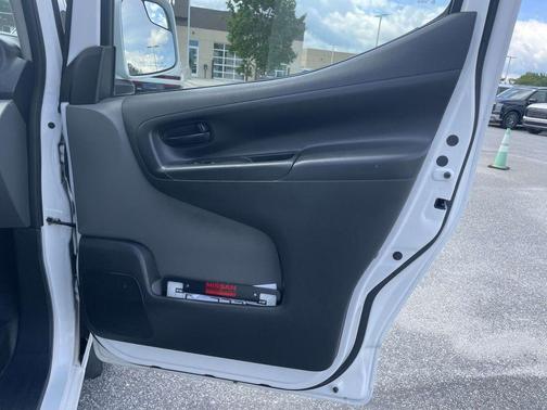 Cloud White 2021 Nissan NV200 SV