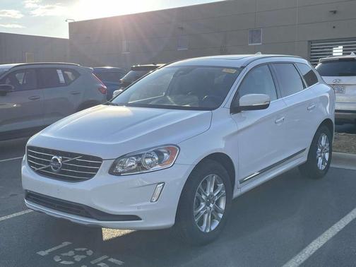 2016 Volvo XC60 T5 Premier