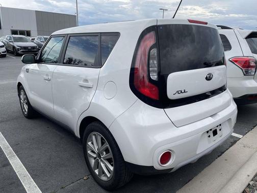 Clear White 2019 Kia Soul +