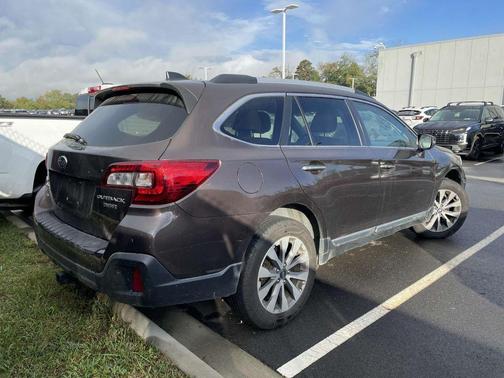 2019 Subaru Outback 3.6R Touring