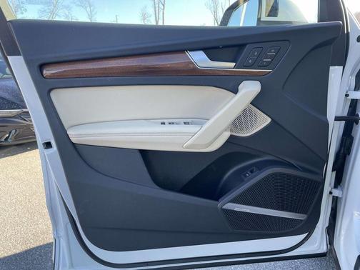 2021 Audi Q5 40 Premium Plus
