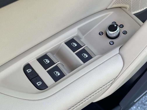 2021 Audi Q5 40 Premium Plus