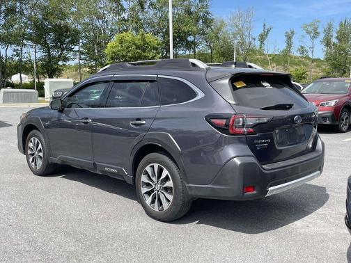 Magnetite Gray Metallic 2024 Subaru Outback Touring XT