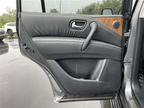 2022 Nissan Armada SL