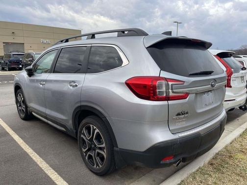 2024 Subaru Ascent Touring