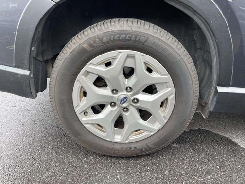 Magnetite Gray Metallic 2021 Subaru Forester