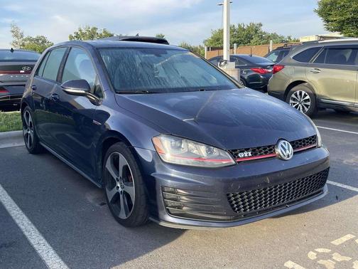 Night Blue Metallic 2016 Volkswagen Golf GTI 2.0T SE 4-Door