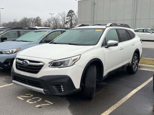 2022 Subaru Outback Touring