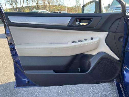 2016 Subaru Legacy 2.5i Premium