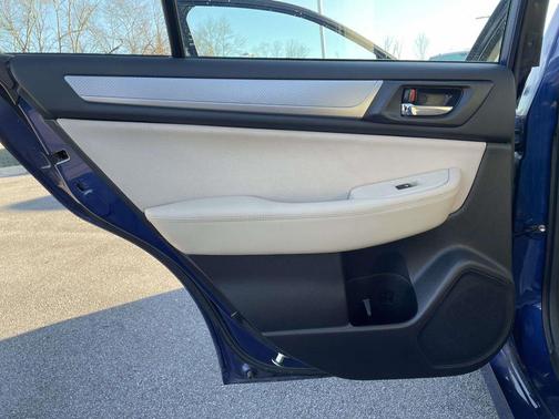 2016 Subaru Legacy 2.5i Premium