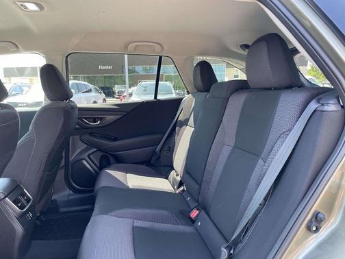 Autumn Green Metallic 2025 Subaru Outback Premium