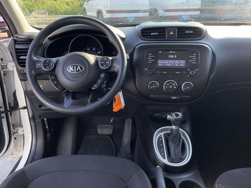 Clear White 2019 Kia Soul Base
