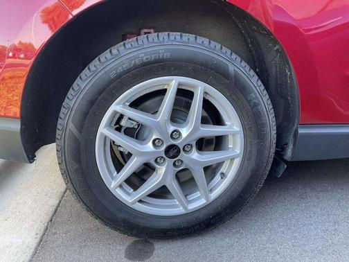 Rapid Red Metallic Tinted Clearcoat 2024 Ford Edge SEL