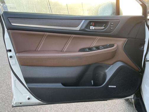 2017 Subaru Outback 2.5i Touring