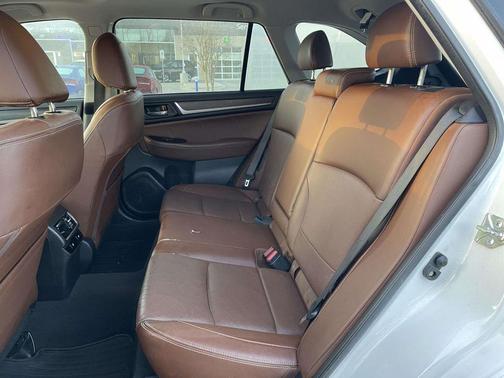 2017 Subaru Outback 2.5i Touring