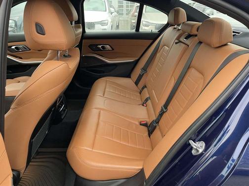 2020 BMW 330 i xDrive