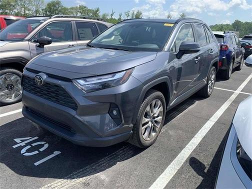 2023 Toyota RAV4 XLE Premium