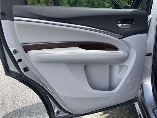Lunar Silver Metallic 2018 Acura MDX 3.5L