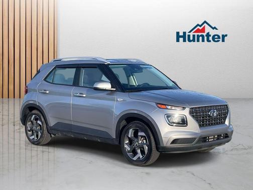 2024 Hyundai VENUE SEL