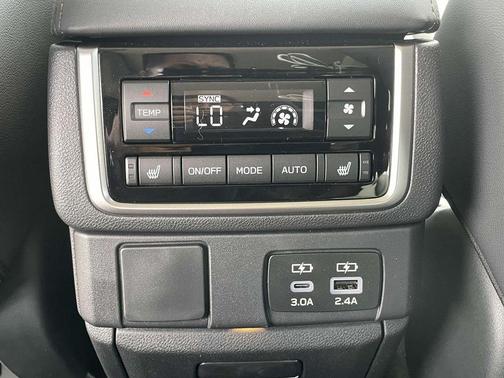 2025 Subaru Ascent Limited Bronze Edition