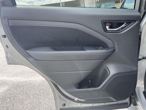 Riverrock Green 2025 Subaru Forester Hybrid Touring
