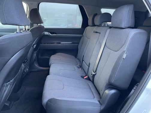 2025 Hyundai PALISADE SE