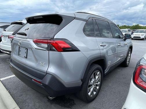 Silver Sky Metallic 2021 Toyota RAV4 XLE Premium