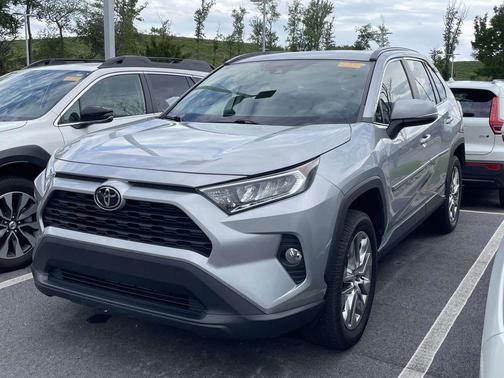 Silver Sky Metallic 2021 Toyota RAV4 XLE Premium